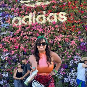 Meet your Posher, Angelica